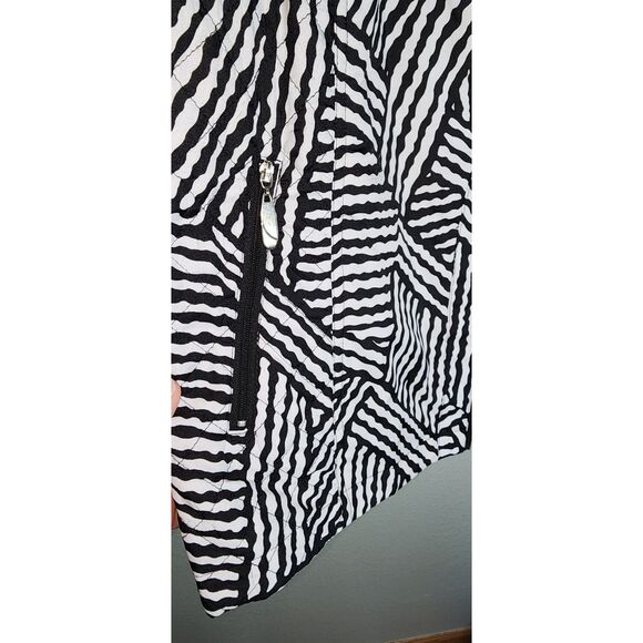 Allison Daley Black & White Zebra Print Zipper Front Quilted Vest Size 10 - Picture 5 of 6